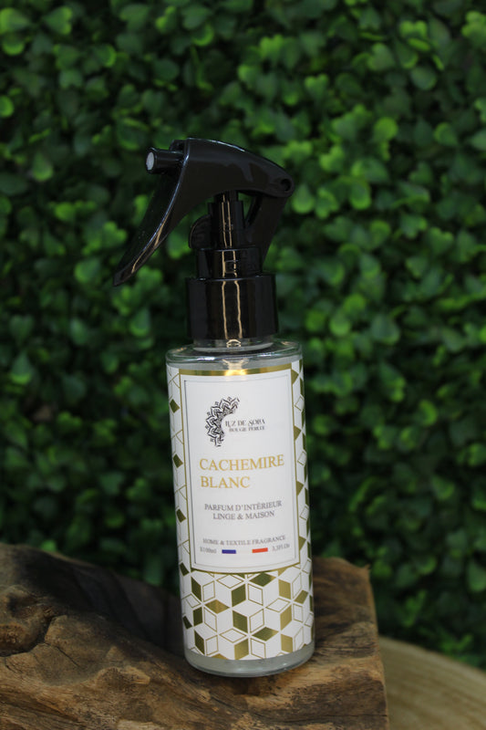 Parfum d'ambiance Luz De Solia / parfum cachemire blanc 100ml